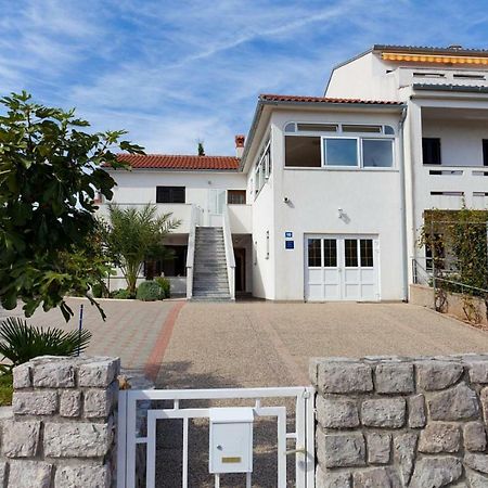 Apartamento Karagic Krk Town Exterior foto