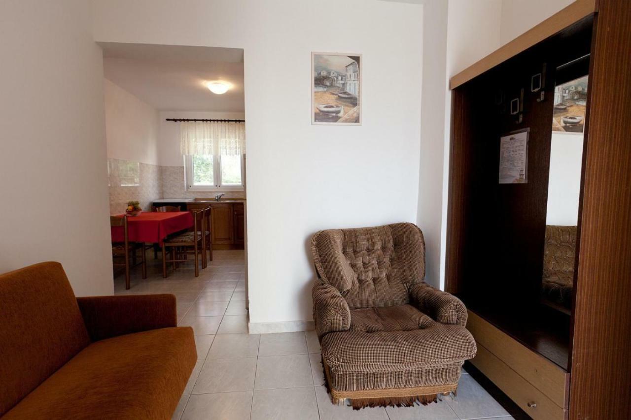 Apartamento Karagic Krk Town Exterior foto