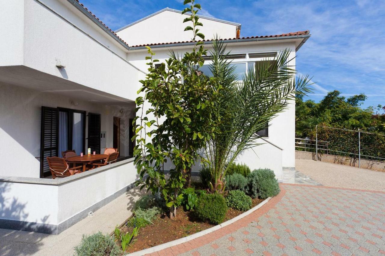 Apartamento Karagic Krk Town Exterior foto