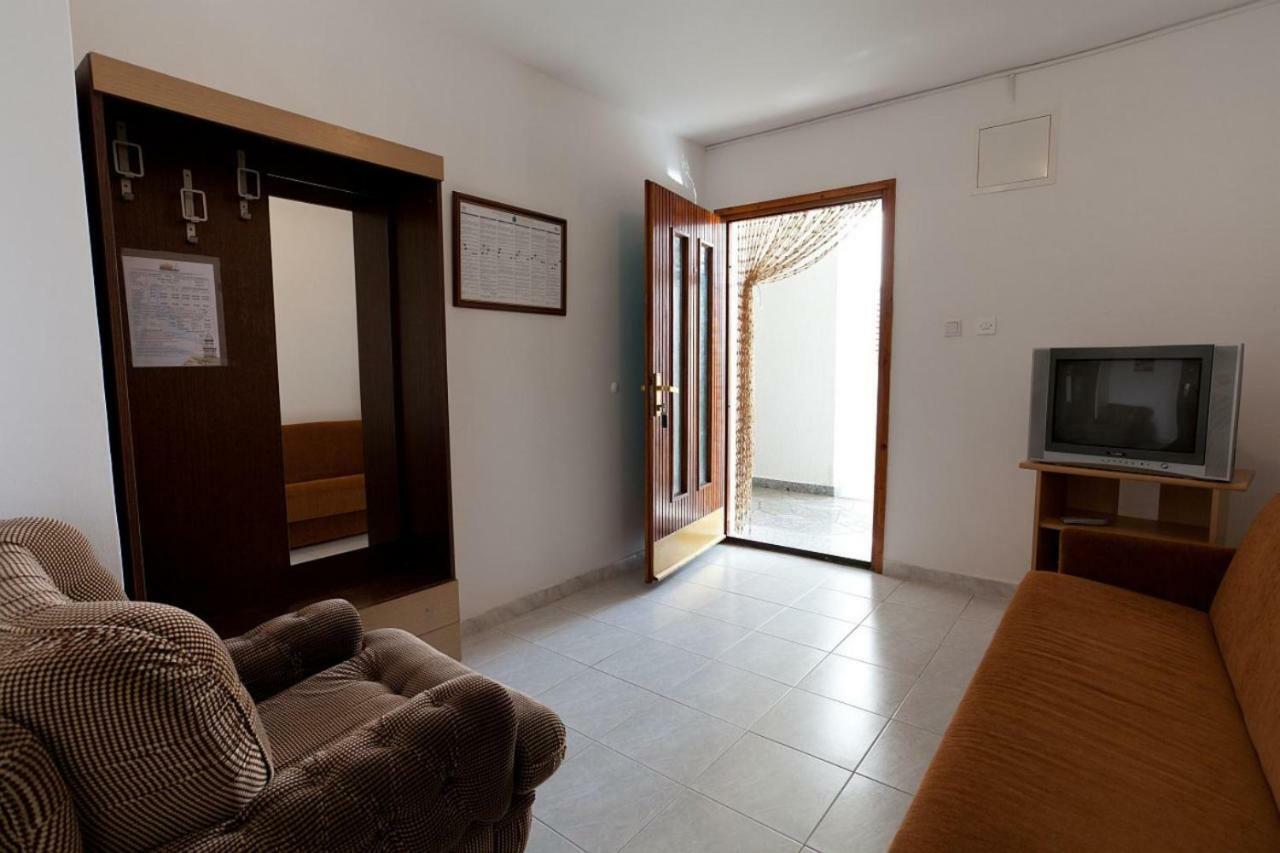 Apartamento Karagic Krk Town Exterior foto