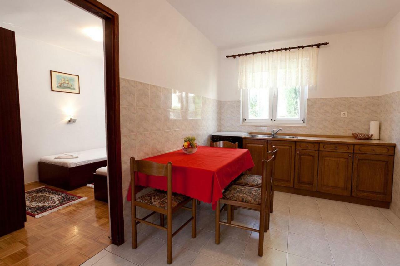 Apartamento Karagic Krk Town Exterior foto